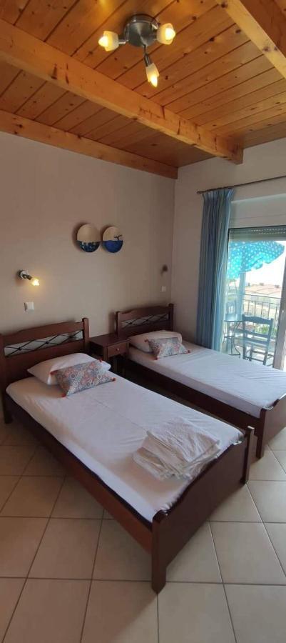 Αλκυονη Διαμερισματα Hotel ปาราเลีย วราชู ภายนอก รูปภาพ